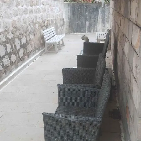 In 46220 Apartament