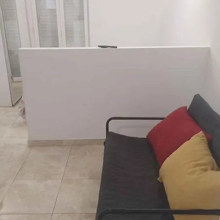 In 46220 Apartman *